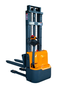 Штабелер самоходный XILIN CDD15R-EN 1,5 т 3,0 м