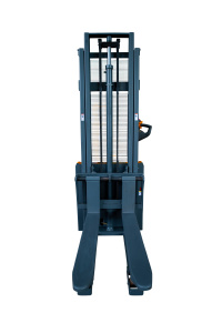 Штабелер самоходный XILIN CDD15R-EN 1,5 т 3,0 м3