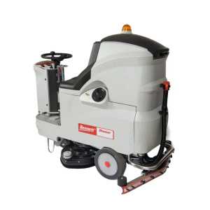 Аккумуляторная поломоечная машина Bennett Hussar H760B (226 Ач) - Айронтех