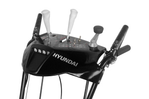 Снегоуборщик бензиновый HYUNDAI S 7066-3
